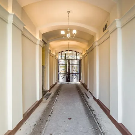 Innhome - Centrum Apartment