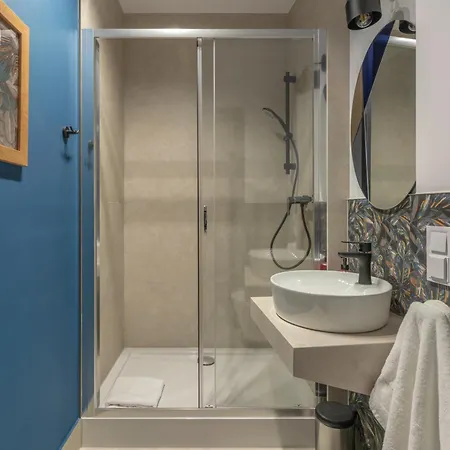 Harbor - Apartment *