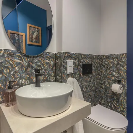 Apartment Harbor - *